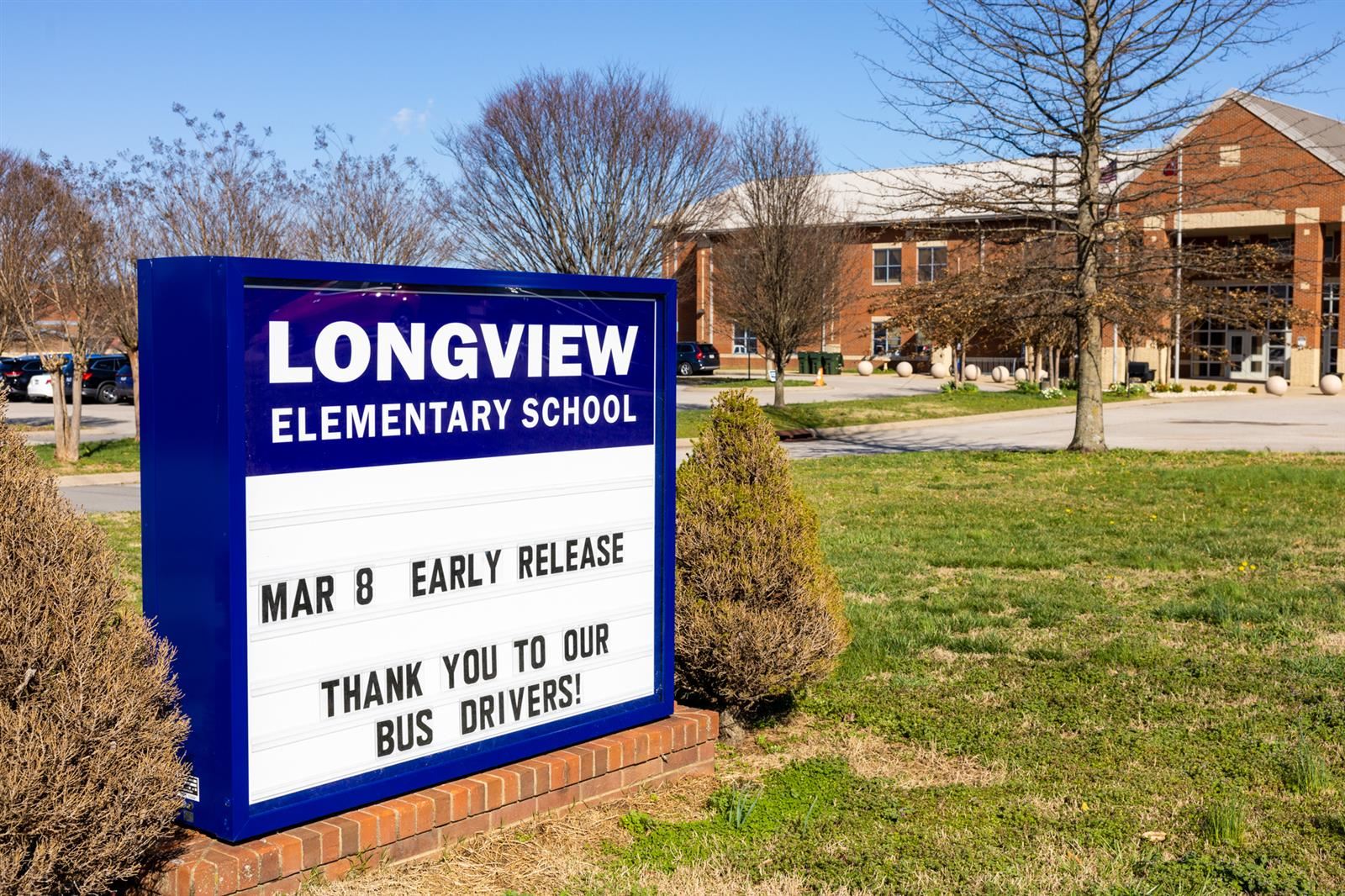 Front sign of Longview